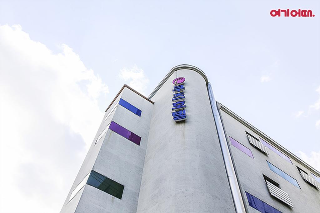Coups Hotel Сеул Екстериор снимка