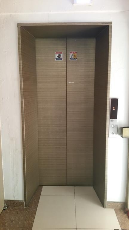 Coups Hotel Сеул Екстериор снимка