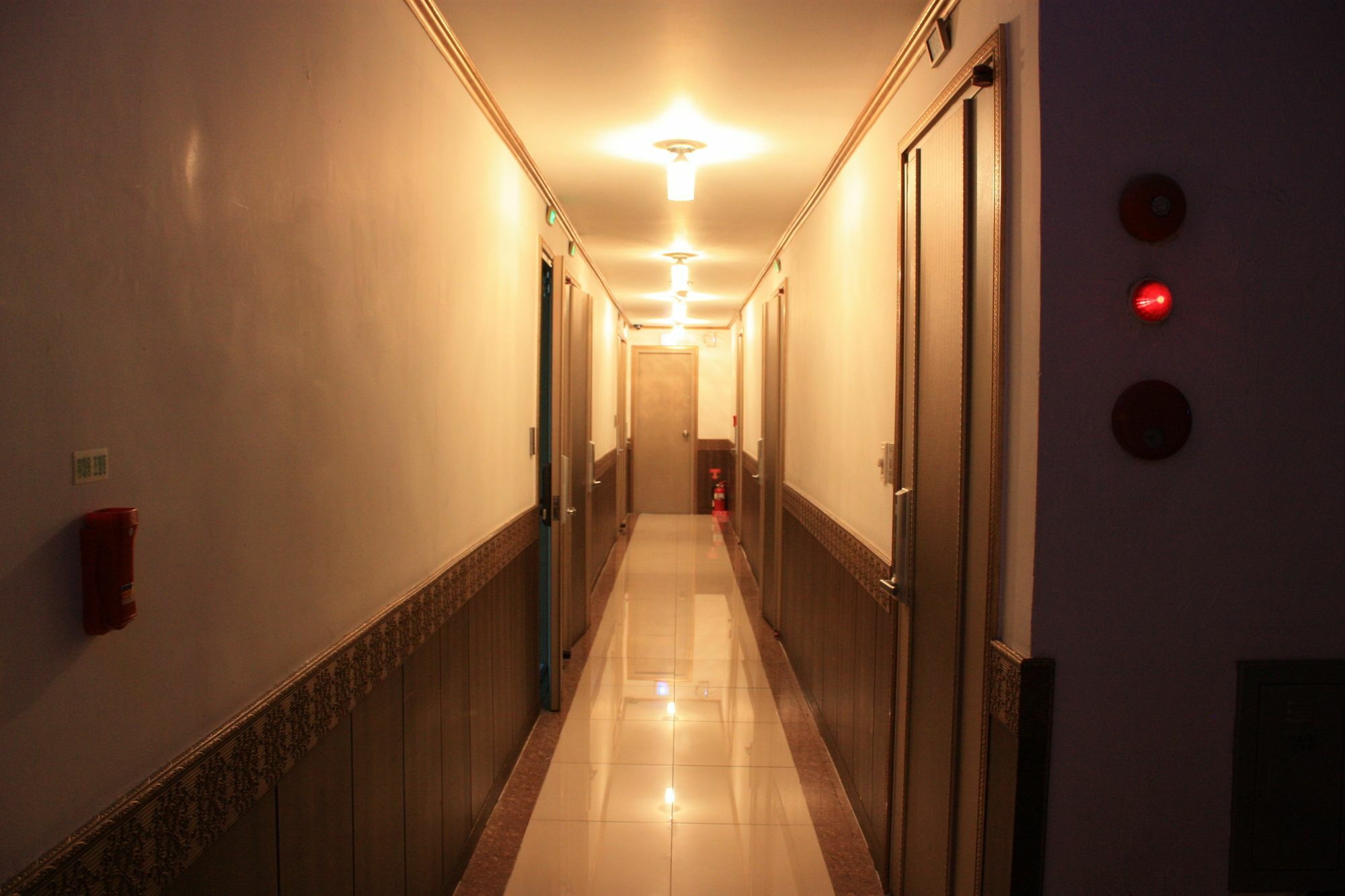 Coups Hotel Сеул Екстериор снимка